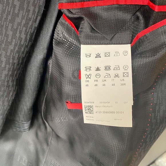 Hugo Boss Suit Jacket & Pant - Picture 6 of 7